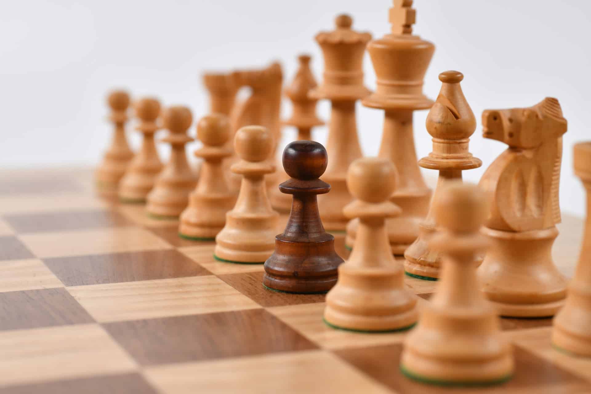 Comment placer les pions aux échecs ?